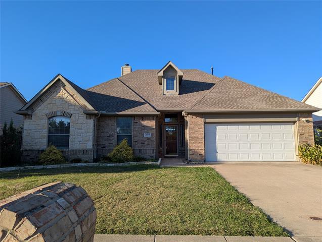 Building Photo - 305 Harvest Bend Dr