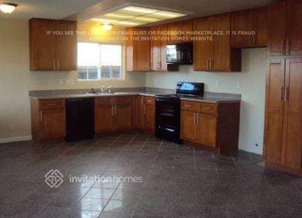 Photo - 165 Bluebird Ct