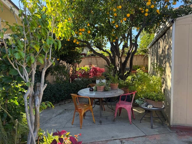 Building Photo - 9064 Mission Dr