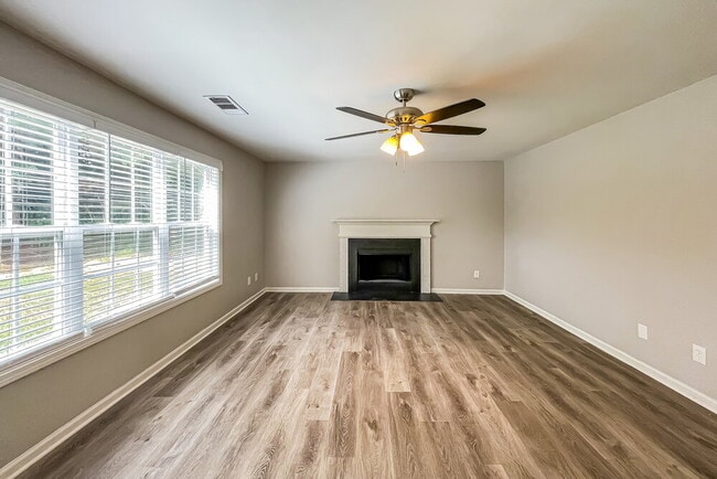 Photo - 6659 Breckenridge Dr