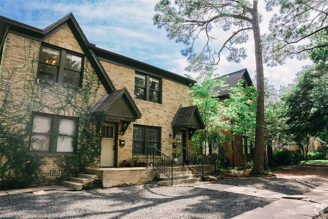 Building Photo - 1735 Albans Rd Rental