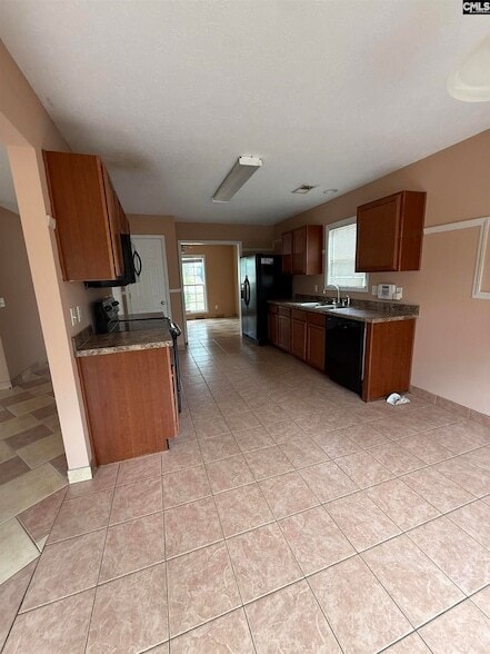 Photo - 345 Peppercorn Ln