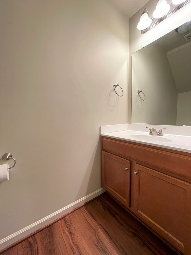 Photo - 404 Sullivan Loop Rd