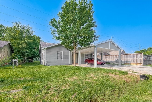 Photo - 1114 Cresline St