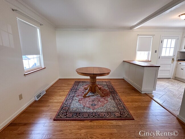 Photo - 3901 E Galbraith Rd