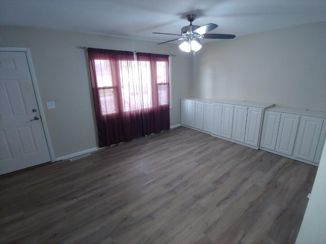Photo - 3121 Westmar Dr