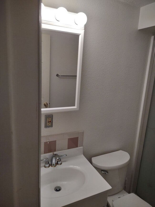 Photo - 1450 Nokomis Dr Unit Apartment 4