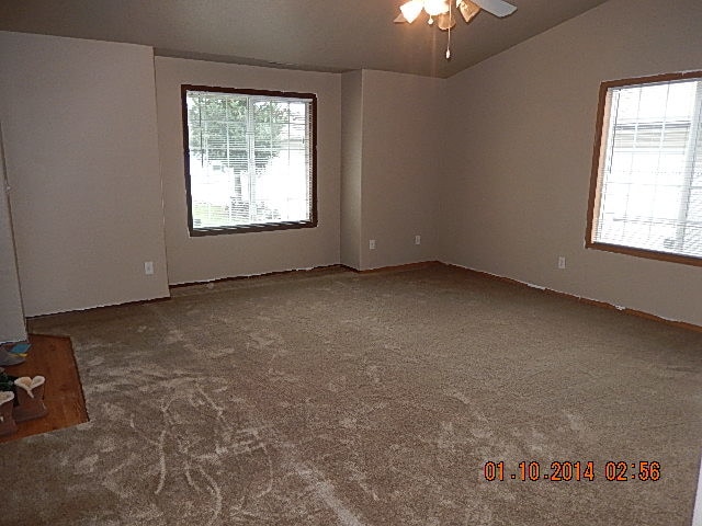 Photo - 3151 Park Ave NE