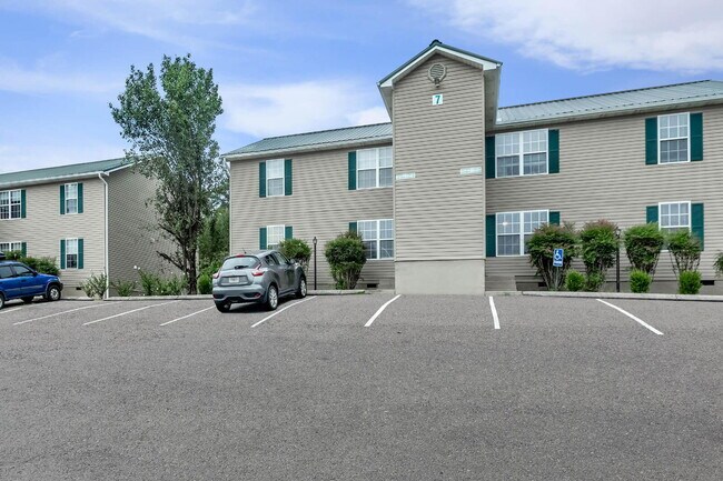 Move In Special: $300 OFF Rent + NO Admin Fee + 1/2 OFF Deposit