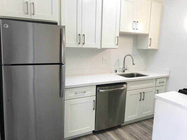 Photo - Chestnut Avenue Apartments