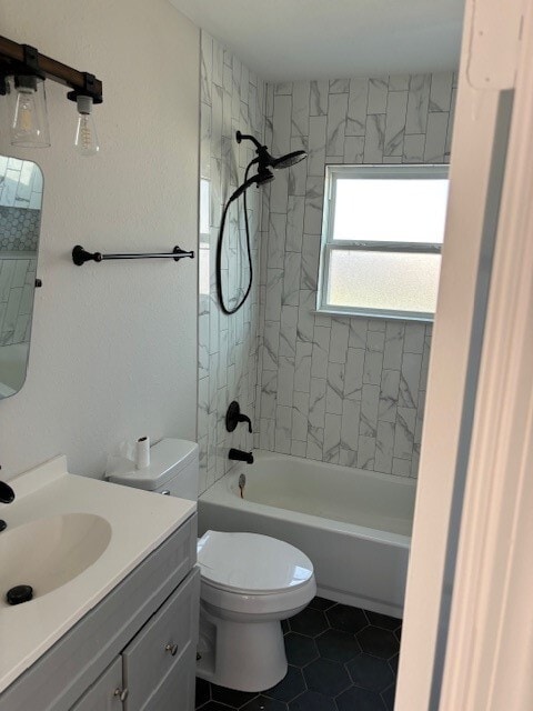 Photo - 8167 Redfern Dr