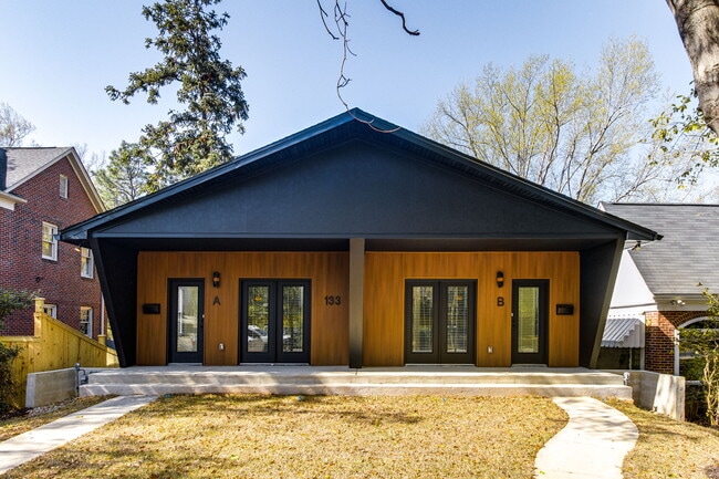 Photo - 133 Harden St