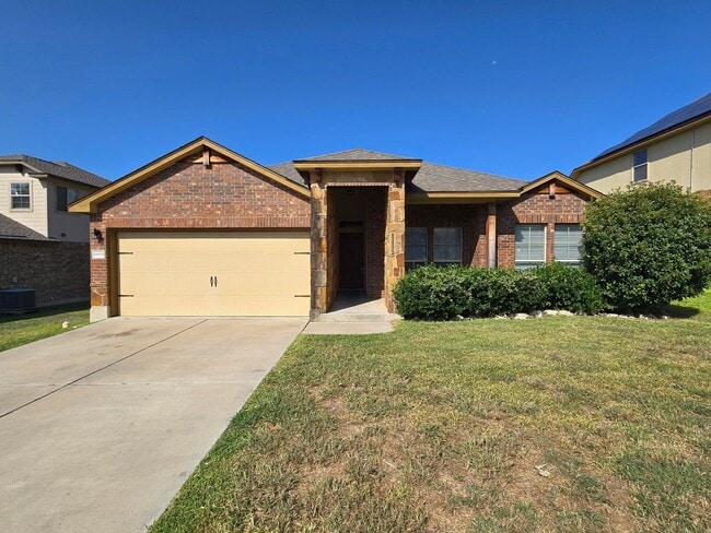 Building Photo - AVAILABLE NOW! Rental