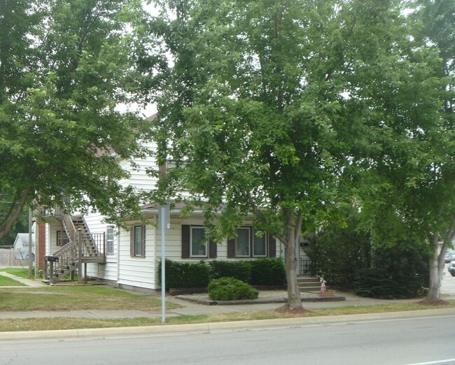 906 W 3rd St, Marion, IN 46952 - 906 W 3rd St Unit C