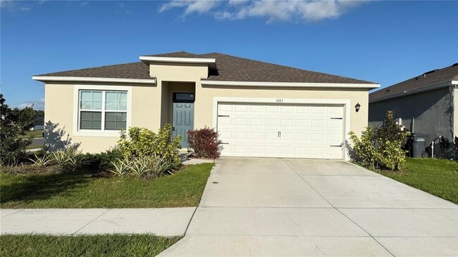 Building Photo - 1003 Cascade Dr