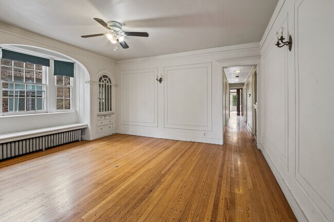 Photo - 3006 W Logan Blvd Unit 2