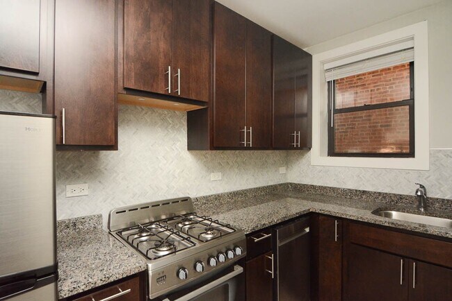 Photo - 434 W Belden Ave Unit 201A