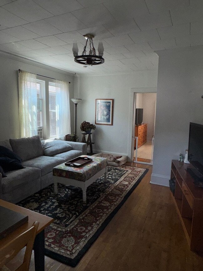 Photo - 3050 N Newhall St