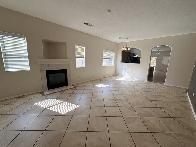 Photo - 5409 Caballo Ct NE