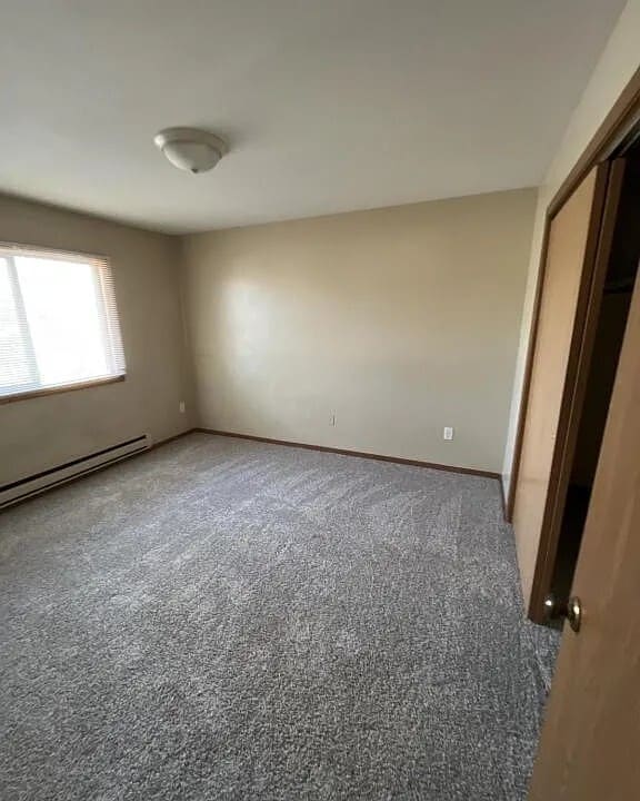 Sunrise Valley Trails Apartments