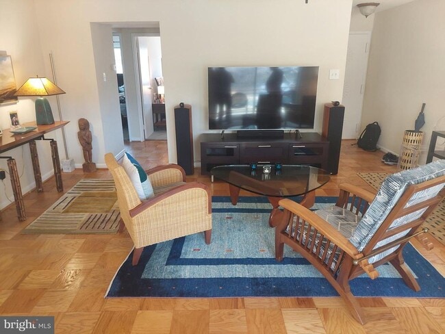 Photo - 10208 ROCKVILLE Pike Unit 302