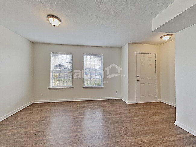 Photo - 2148 Spring Hill Cir