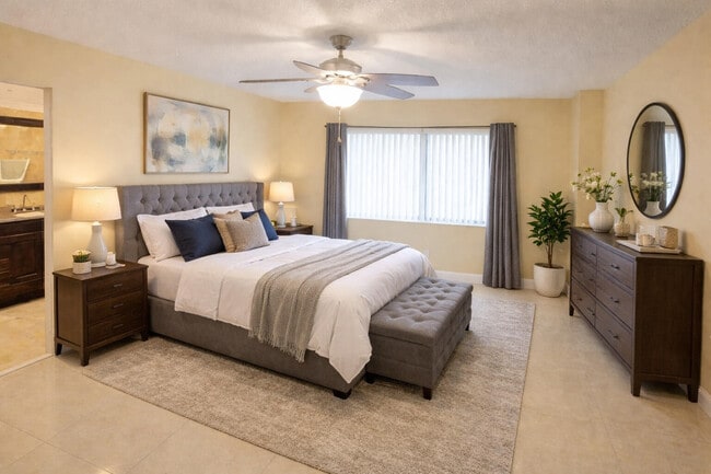 Photo - 8020 Hampton Blvd Unit 204