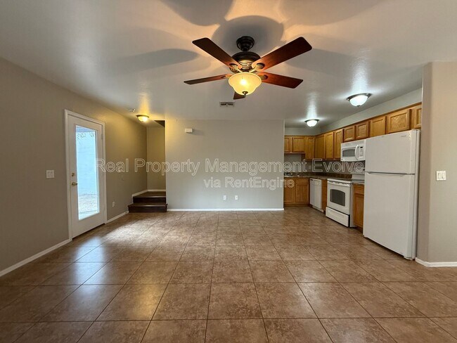 Photo - 5021 N 18th Ave Unidad 6