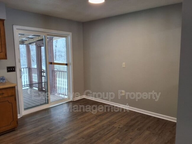 Photo - 1800 Preston St