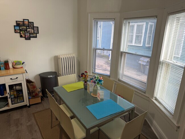 Photo - 315 Meigs St Unidad #1