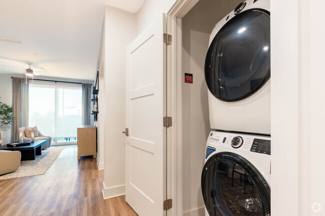 1BR, 1BA -866SF - Laundry