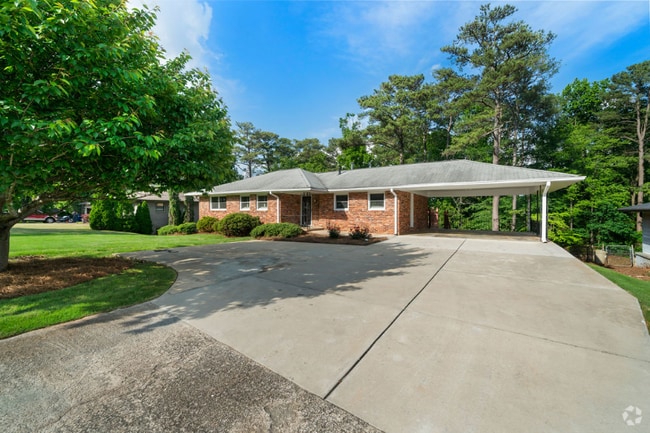 Building Photo - 3925 Orchard Rd SE Rental