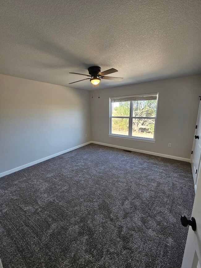 Photo - 357 SE 70 Rd