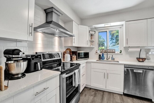 Photo - 3201 SW 16th Ct
