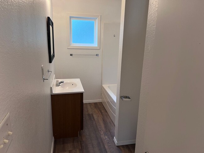 Photo - 234 S Elmwood Ave