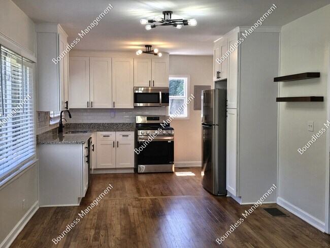 Photo - 561 Allendale Dr