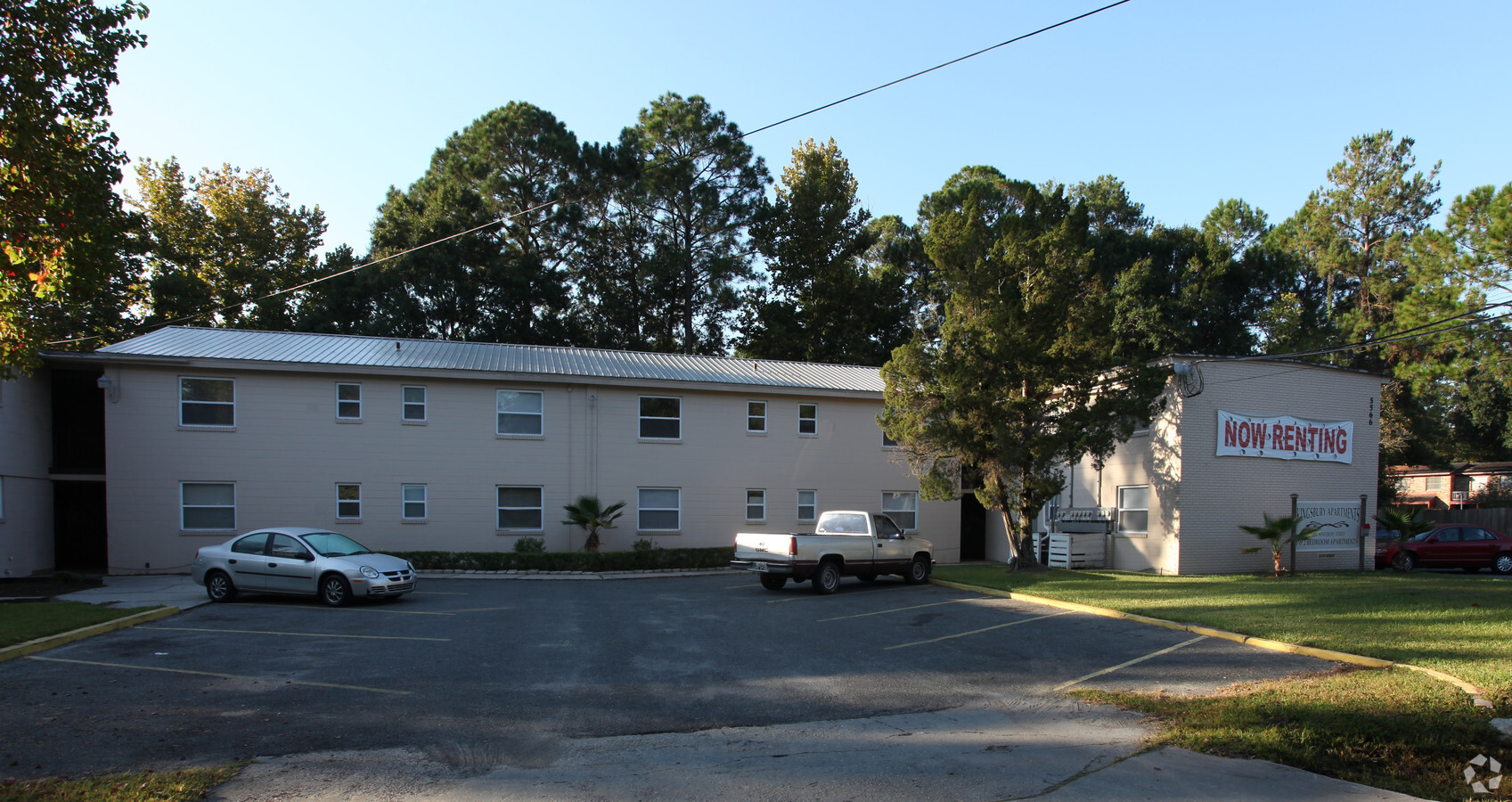Kingsbury Apartments - Kingsbury Apartments