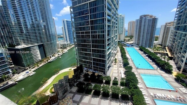 Building Photo - 485 Brickell Ave Unit 2311