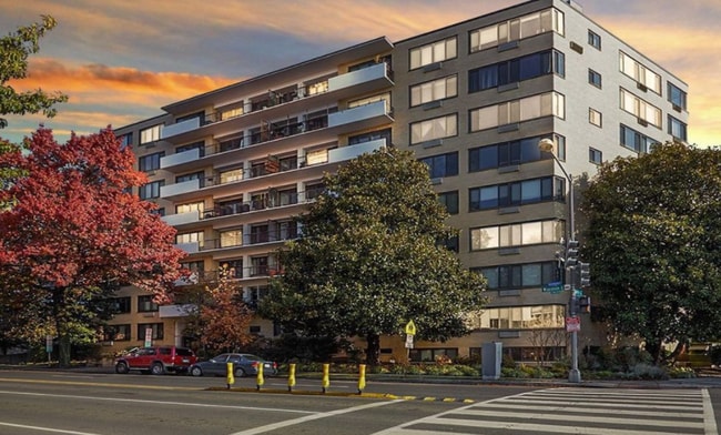 Photo - 3601 Wisconsin Ave NW Unidad Apt 201