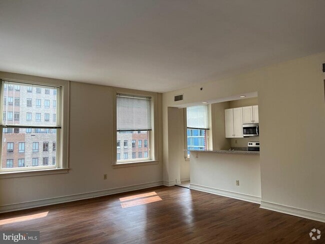 Building Photo - 202 S 17th St Unit 9A Rental