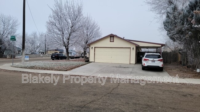 Photo - 146 N Grant St