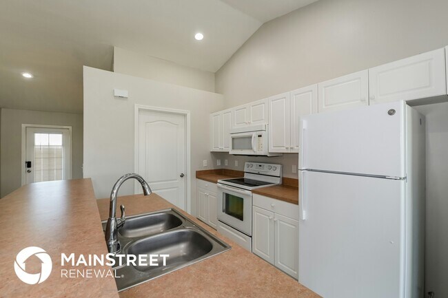 Photo - 2428 NE 1st Ave