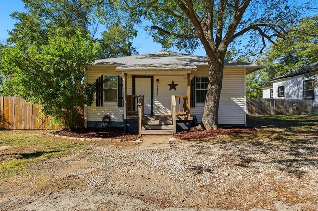 Building Photo - 1215 Porter St