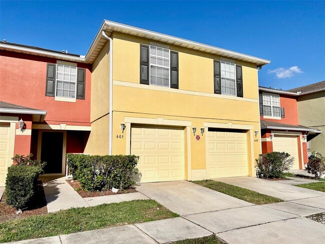 Photo - 605 Cresting Oak Cir Townhome