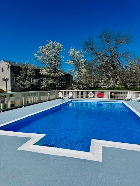 Olde English Village Apartments