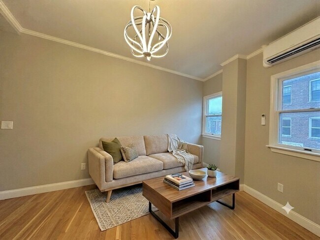 Photo - 1146 Cambridge St Unit 2