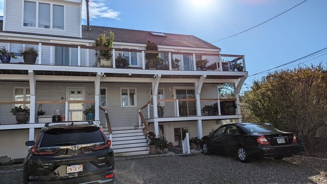 Photo - 14 67th St