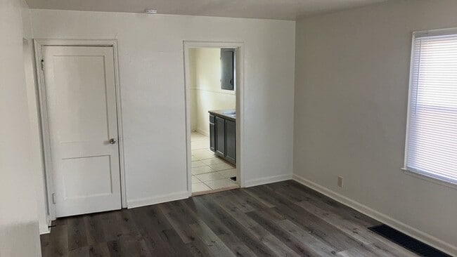 Photo - 619 N Gettysburg Ave