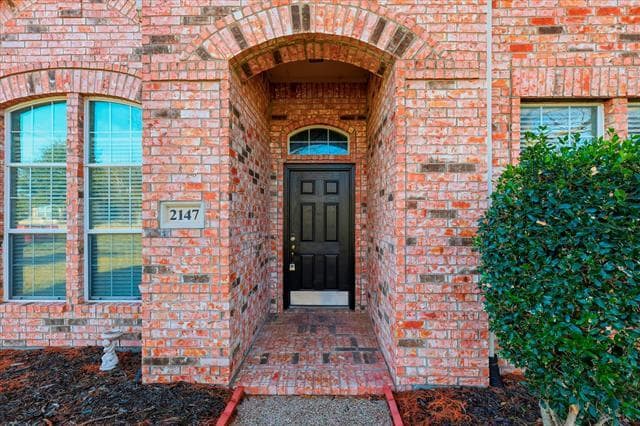 Photo - 2147 Hunt Club Trail