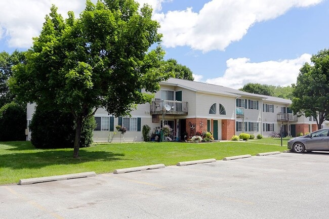 DEER RUN APARTMENTS